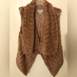 Celebrity Pink Camel Color Faux Fur Vest Size Large